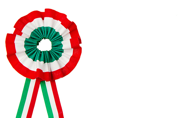 포토 JPG 해외이미지 배너 기념일 별 리본 독일 사람없음 장식 빨간색 초록색 이탈리아 흰색 축하 깃발 역사 상패 기념물 공화국 표준 필승 해외포토 자연요소 유럽 나라 컬러 컨셉 이벤트 우승 상_우승 파일형식 이미지허브