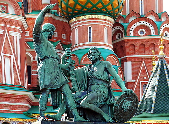 포토 JPG 해외이미지 전통 기독교 종교 여행 건축양식 휴가 사람없음 빨간색 조각상 성당 교회 탑 도시 센터 역사 황금 박물관 정사각형 러시아 천연기념물 랜드마크 러시아인 모스크바 소비에트 옛날 크렘린궁전 해외포토 도형 서양인 건축물 건축 유럽 컬러 종교건축 건물 조형물 궁전 크렘린 파일형식 이미지허브