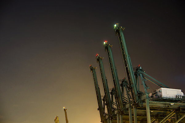 포토 JPG 해외이미지 산업 별 바다 오렌지 비즈니스 하늘 프레임 사람없음 초록색 빛 평화 금속 항구 기계 화물 도시 당기기 수리 제조 야간 저녁 큼 컨테이너 철 조선소 기중기 무역 상업 리프트 뼈대 포트 무거움 공학 로딩 연대 철강 항의 해외포토 자연요소 교육 컬러 컨셉 과일 교통시설 모션 재질 운송업 중장비 무게 크기 파일형식 이미지허브