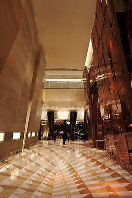 포토 JPG 해외이미지 디자인 벽 여행 건축양식 호텔 휴가 바닥 실내 사람없음 내부 건물 장식 빛 방 램프 홀 복도 고급 우아함 천장 휴양지 스타일 해외포토 건축물 건축 컨셉 숙소 조명 공간 장소 파일형식 이미지허브