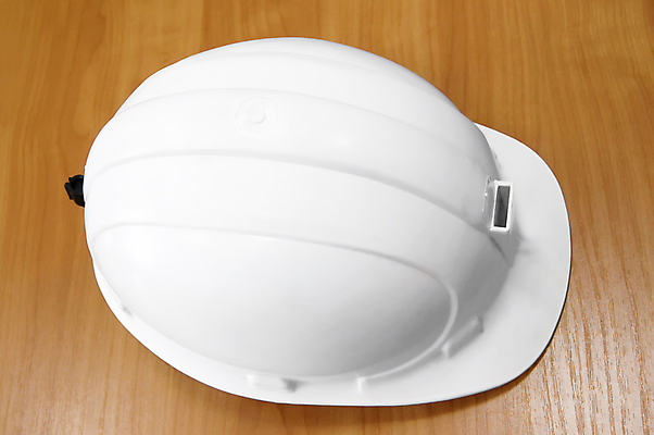 포토 JPG 해외이미지 산업 백그라운드 유니폼 탁자 실내 안전 사람없음 목재 햇빛 업무 보호 헬멧 싱글 조리대 보안 먼지 고립 해외포토 나무 옷 가구 컨셉 재료 내부 태양 작업 보호장비 파일형식 이미지허브