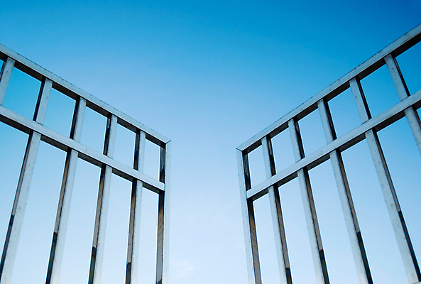 포토 JPG 해외이미지 행복 종교 컨셉 하늘 열쇠 출입구 안전 사람없음 파란색 울타리 문 희망 기쁨 꿈 자유 오픈 보호 철 심볼 대문 신성 천국 무거움 통과 무료 신앙심 철강 해외포토 감정 컬러 담장 무게 파일형식 이미지허브