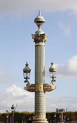 포토 JPG 해외이미지 구름 겨울 가로등 자연 하늘 날씨 조명 프레임 사람없음 야외 파란색 빛 환경 금속 냉동 얼음 추위 흰색 등불 램프 기둥 점 철 오브젝트 서리 스포트라이트 눈내림 해외포토 자연요소 계절 공공시설 건축 컬러 재질 눈_날씨 생태계 파일형식 이미지허브