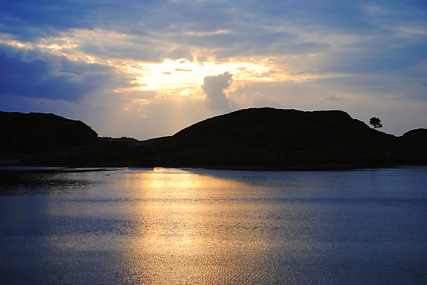 포토 JPG 해외이미지 섬 자연 하늘 노르웨이 사람없음 물 태양 반사 일출 황혼 일몰 새벽 내추럴 피오르 해외포토 자연요소 유럽 노을 생태계 지형 파일형식 이미지허브