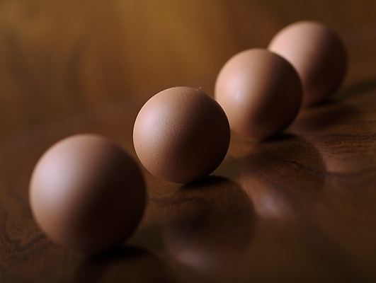포토 JPG 해외이미지 선 음식 탁자 부활절 사람없음 계란 4 줄서기 해외포토 기념일 가구 모션 숫자 알 파일형식 이미지허브