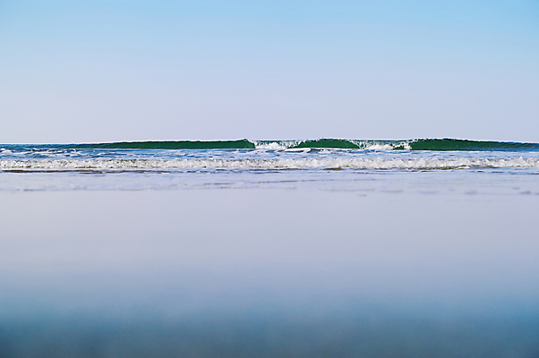 포토 JPG 해외이미지 물결 파도 바다 자연 하늘 표면 파노라마 풍경 사람없음 물 여름 파란색 빛 반사 일출 맑음 수영 스파 젖음 물가 만 투명 서핑 매끈함 시원함 명상 질감 웨이브 부드러움 석호 파라다이스 수평선 해외포토 자연요소 계절 컬러 날씨 촬영기법 노을 수상스포츠 감각 생태계 파일형식 이미지허브