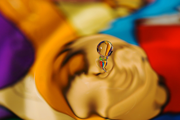 포토 JPG 해외이미지 디자인 조각 백그라운드 이동 패턴 추상 사람없음 물 빛 컬러풀 반사 젖음 흐름 물방울 떨어짐 충돌 잔물결 정물화 해외포토 자연요소 물결 컬러 컨셉 무늬 그림 파일형식 이미지허브