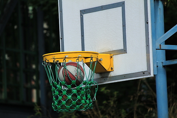 포토 JPG 해외이미지 컨셉 공 농구 사람없음 컵 바구니 경쟁 경기장 게임 반지 우승 그물 발사 테두리 속도 클럽 슛 점수 고립 골 때리기 챔피언 필승 해외포토 식기 장신구 스포츠시설 모션 놀이 구기 최고 파일형식 이미지허브