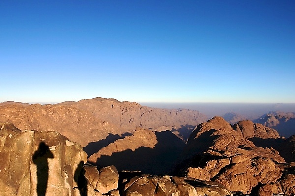 포토 JPG 해외이미지 커플 여행 오렌지 산 파노라마 이집트 그림자 사람없음 빨간색 파란색 햇빛 여행객 일출 일몰 사막 신성 해외포토 컬러 과일 관계 아프리카 촬영기법 사람 태양 노을 파일형식 이미지허브