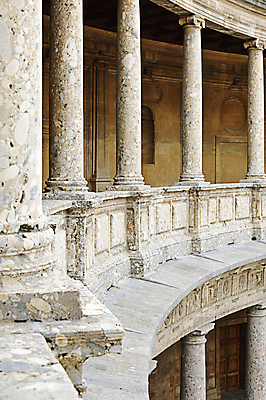 포토 JPG 해외이미지 유럽 건축양식 사람없음 건물 갈색 궁전 골동품 기둥 원형 스페인 재산 클래식 그라나다 스페인어 안달루시아 해외포토 도형 건축물 건축 나라 컬러 컨셉 고건축 금융 파일형식 이미지허브