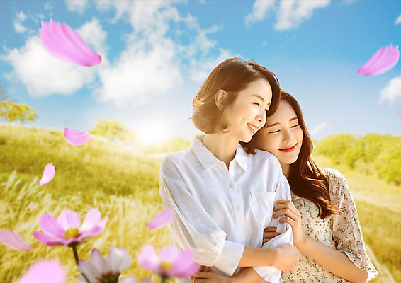 PSD 식물 구름 편집이미지 여자 꽃 행복 40대 중년 여행 단풍 낙엽 가족 자연 하늘 모녀 엄마 서기 미소 사람 풍경 초원 상반신 20대 성인 두명 앞모습 햇빛 팔짱 가을풍경 눈감음 한국인 가을 가족라이프 언덕 즐거움 코스모스 가을여행 여자만 이미지편집 자연요소 라이프스타일 계절 딸 감정 뷰포인트 잎 관계 모션 표정 동양인 청년 태양 생태계 파일형식 가을_계절