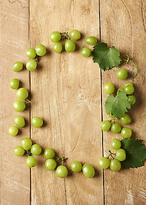 포토 JPG 스튜디오촬영 과일 프레임 실내 누끼 사람없음 하이앵글 신선 원형 달콤 오브젝트 유기농 포도알 제철 포도잎 플랫레이 망고포도 나무배경 제철과일 국내포토 도형 웰빙 뷰포인트 백그라운드 잎 포도 내부 플랫 맛 청포도 파일형식