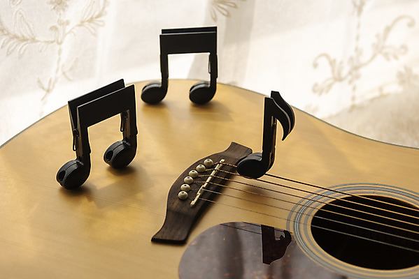 포토 JPG 스튜디오촬영 악기 음악 음표 현악기 문화예술 실내 근접촬영 취미 사람없음 기타 통기타 서양악기 음악교육 음악치료 발현악기 국내포토 기호 교육 뷰포인트 내부 치료 파일형식