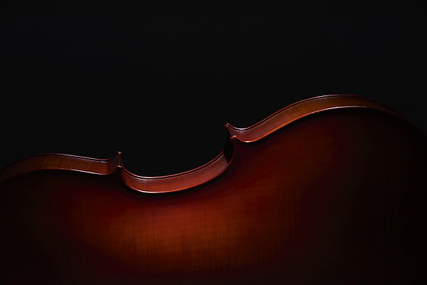 포토 JPG 스튜디오촬영 악기 음악 검은배경 현악기 문화예술 실내 근접촬영 취미 사람없음 서양악기 음악교육 첼로 음악치료 찰현악기 현울림악기 국내포토 교육 뷰포인트 백그라운드 내부 치료 검은색 파일형식