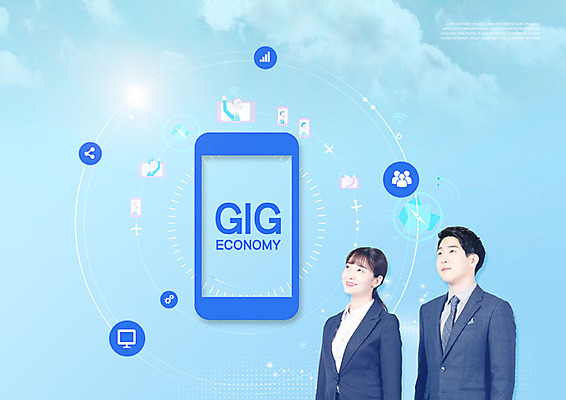 PSD 구름 편집이미지 여자 남자 비즈니스 하늘 사람 20대 성인 두명 경제 파란색 스마트폰 한국인 비즈니스맨 비즈니스우먼 사회이슈 성인만 비정규직 긱경제 긱워커 이미지편집 자연요소 컬러 컨셉 동양인 청년 핸드폰 스마트기기 직장인 파일형식 긱이코노미