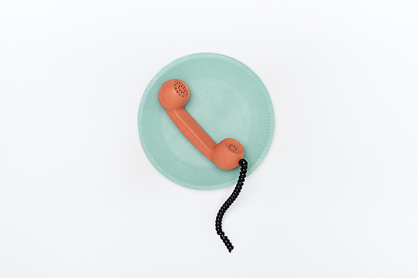 포토 JPG 스튜디오촬영 무료이미지 접시 실내 누끼 사람없음 하이앵글 전화기 오브젝트 수화기 흰배경 민트색 플랫레이 코랄 국내포토 식기 뷰포인트 컬러 백그라운드 내부 흰색 플랫 파일형식