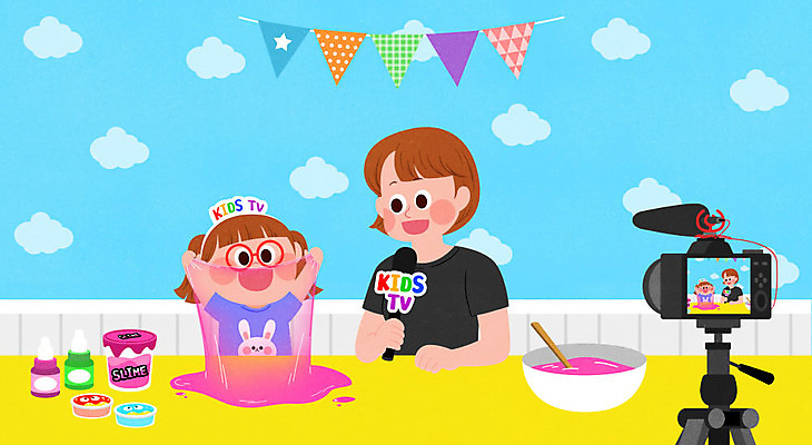 PSD 여자 딸 어린이 일러스트 엄마 사람 소녀 성인 두명 컬러풀 카메라 촬영 책상 마이크 즐거움 삼각대 가랜드 구름무늬 촬영장비 여자만 크리에이터 1인미디어 슬라임 국내일러스트 직업 감정 컬러 음향기기 가구 무늬 가족 전자제품 장난감 도구 파티용품 방송 파일형식