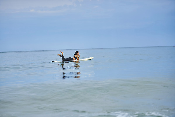 포토 JPG 주간 전신 라이프스타일 여자 수영복 엎드리기 스포츠 바다 휴가 한명 20대 성인 취미 해변 야외 옆모습 여름 레포츠 청춘 운동 한국인 서핑보드 서핑 익스트림스포츠 양양군 하조대해수욕장 성인여자한명만 액티비티 국내포토 자연요소 1 옷 계절 뷰포인트 컨셉 모션 레저 건강 사람 동양인 청년 생활 수상스포츠 보드_스포츠 해수욕장 강원도 양양 여자한명만 성인여자만 파일형식