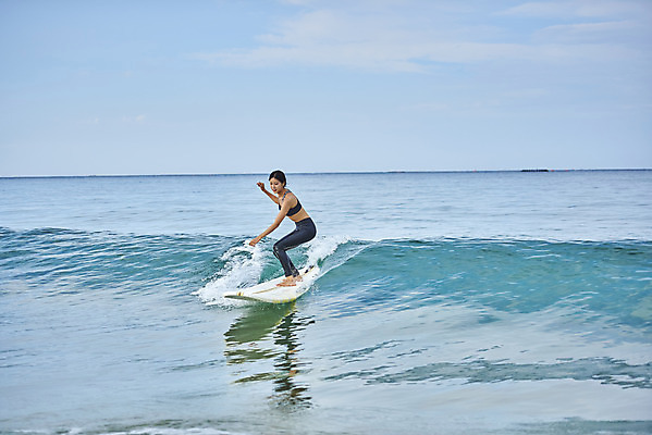 포토 JPG 주간 전신 라이프스타일 여자 수영복 스포츠 파도 바다 휴가 한명 서기 20대 성인 취미 해변 야외 옆모습 여름 레포츠 청춘 운동 한국인 서핑보드 서핑 익스트림스포츠 양양군 하조대해수욕장 성인여자한명만 액티비티 국내포토 자연요소 1 옷 계절 뷰포인트 컨셉 모션 레저 건강 사람 동양인 청년 생활 수상스포츠 보드_스포츠 해수욕장 강원도 양양 여자한명만 성인여자만 파일형식