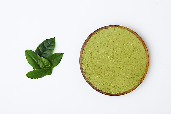 포토 JPG 스튜디오촬영 동양문화 티타임 건조 실내 누끼 사람없음 초록색 하이앵글 차 녹차 오브젝트 흰배경 유기농 녹차가루 녹차잎 말차 플랫레이 디톡스 국내포토 웰빙 문화 음료 뷰포인트 컬러 백그라운드 휴식 건강 내부 차_음료 흰색 플랫 가루 찻잎 파일형식