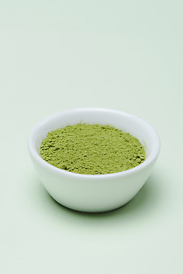 포토 JPG 스튜디오촬영 동양문화 그릇 티타임 건조 실내 누끼 사람없음 초록색 차 녹차 오브젝트 유기농 녹차가루 말차 디톡스 초록배경 국내포토 식기 웰빙 문화 음료 컬러 백그라운드 휴식 건강 내부 차_음료 가루 파일형식