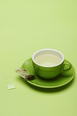 포토 JPG 스튜디오촬영 동양문화 티타임 실내 누끼 사람없음 초록색 차 찻잔 녹차 오브젝트 유기농 녹차티백 디톡스 초록배경 국내포토 웰빙 문화 음료 컬러 백그라운드 휴식 잔 건강 내부 차_음료 티백 파일형식