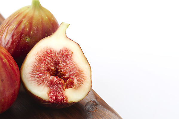 포토 JPG 스튜디오촬영 과일 자연 단면 실내 건강 누끼 근접촬영 사람없음 농작물 여러개 신선 오브젝트 흰배경 유기농 예방 무화과 나무그릇 변비예방 국내포토 그릇 웰빙 뷰포인트 다수 백그라운드 농업 내부 목재 흰색 생태계 변비 파일형식