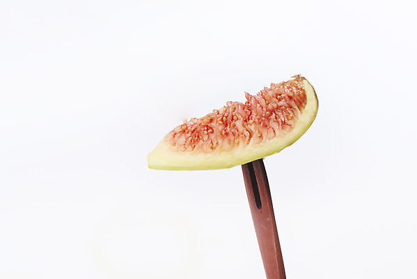 포토 JPG 스튜디오촬영 포크 과일 자연 단면 실내 건강 누끼 사람없음 농작물 한개 신선 오브젝트 흰배경 유기농 예방 무화과 변비예방 국내포토 1 식기 웰빙 백그라운드 농업 내부 흰색 생태계 변비 파일형식