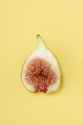 포토 JPG 스튜디오촬영 과일 자연 단면 실내 건강 누끼 사람없음 농작물 하이앵글 한개 신선 오브젝트 유기농 예방 무화과 노란배경 플랫레이 변비예방 국내포토 1 웰빙 뷰포인트 백그라운드 농업 내부 노란색 플랫 생태계 변비 파일형식