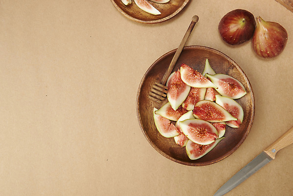 포토 JPG 스튜디오촬영 과일 자연 단면 실내 건강 누끼 사람없음 농작물 하이앵글 여러개 신선 칼 오브젝트 유기농 예방 무화과 플랫레이 갈색배경 변비예방 국내포토 웰빙 뷰포인트 다수 백그라운드 농업 내부 갈색 플랫 생태계 변비 파일형식