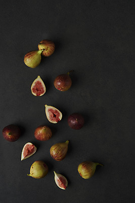 포토 JPG 스튜디오촬영 과일 자연 검은배경 단면 실내 건강 누끼 사람없음 농작물 하이앵글 여러개 신선 오브젝트 유기농 예방 무화과 플랫레이 변비예방 국내포토 웰빙 뷰포인트 다수 백그라운드 농업 내부 검은색 플랫 생태계 변비 파일형식
