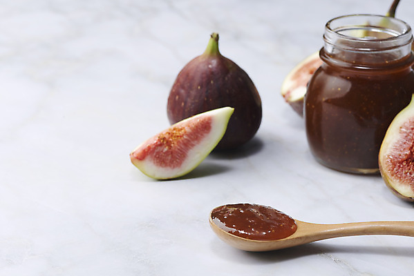 포토 웰빙 다수 농업 과일 재료 실내 내부 숟가락 잼 생태계 예방 변비 파일형식 여러개 나무숟가락 JPG 농작물 자연 건강 유기농 누끼 신선 무화과 오브젝트 사람없음 스튜디오촬영 대리석 무화과잼 단면 변비예방 국내포토