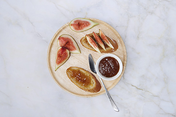 포토 JPG 스튜디오촬영 빵 과일 자연 단면 실내 건강 누끼 사람없음 농작물 하이앵글 신선 나이프 오브젝트 유기농 예방 대리석 무화과 나무쟁반 플랫레이 무화과잼 변비예방 국내포토 식기 웰빙 음식 뷰포인트 농업 재료 쟁반 내부 목재 플랫 칼 잼 생태계 변비 파일형식