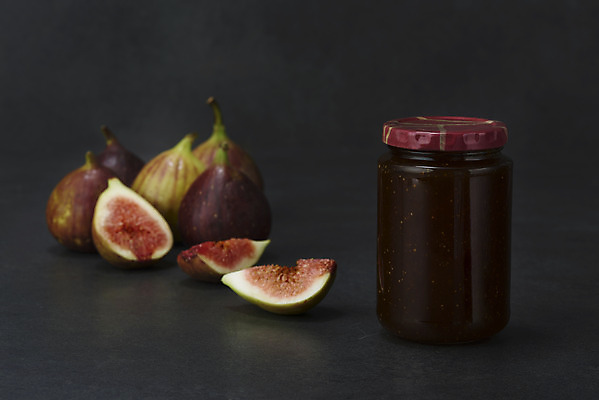 포토 JPG 스튜디오촬영 과일 자연 검은배경 단면 실내 건강 누끼 사람없음 아웃포커스 농작물 여러개 신선 오브젝트 유기농 예방 무화과 무화과잼 변비예방 국내포토 웰빙 다수 백그라운드 농업 촬영기법 내부 검은색 잼 생태계 변비 파일형식