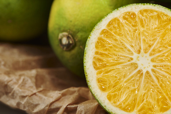 포토 JPG 스튜디오촬영 과일 자연 단면 실내 건강 누끼 근접촬영 사람없음 농작물 여러개 신선 오브젝트 유기농 비타민 신맛 라탄접시 청귤 감기예방 국내포토 접시 웰빙 뷰포인트 다수 농업 내부 맛 생태계 예방 영양소 파일형식