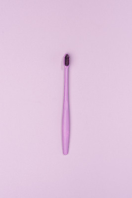 포토 JPG 스튜디오촬영 실내 치과 누끼 사람없음 하이앵글 한개 보라색 칫솔 오브젝트 보라색배경 충치 플랫레이 국내포토 1 뷰포인트 컬러 백그라운드 병원 내부 위생용품 플랫 질병 파일형식