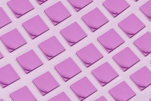 포토 JPG 스튜디오촬영 패턴 실내 누끼 사람없음 보라색 여러개 기록 메모지 오브젝트 포스트잇 보라색배경 국내포토 컬러 다수 백그라운드 무늬 내부 사무용품 파일형식