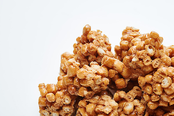 포토 JPG 스튜디오촬영 디저트 실내 누끼 사람없음 과자 추억 흰배경 복고 강정 뻥튀기 전통과자 생과자 오란다 국내포토 음식 백그라운드 컨셉 내부 흰색 파일형식