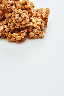 포토 JPG 스튜디오촬영 디저트 실내 누끼 사람없음 과자 추억 흰배경 복고 강정 뻥튀기 전통과자 생과자 오란다 국내포토 음식 백그라운드 컨셉 내부 흰색 파일형식