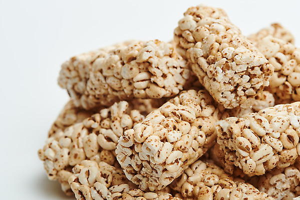 포토 JPG 스튜디오촬영 디저트 실내 누끼 근접촬영 사람없음 과자 추억 흰배경 복고 뻥튀기 쌀강정 전통과자 생과자 국내포토 음식 뷰포인트 백그라운드 컨셉 내부 흰색 강정 파일형식