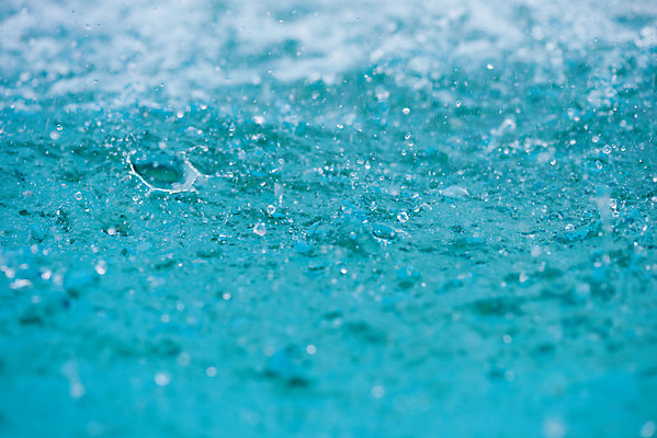 포토 JPG 주간 자연 날씨 풍경 근접촬영 사람없음 야외 파란색 환경 비 빗방울 분수 장마 흐림 국내포토 자연요소 뷰포인트 컬러 비_날씨 생태계 파일형식