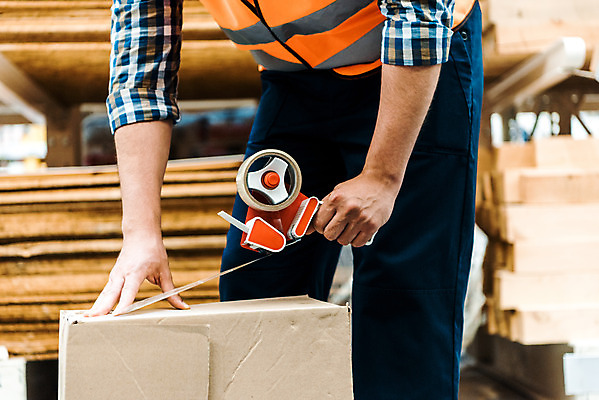 포토 JPG 서양인 외국인 손 남자 노동자 실내 한명 서기 사람 상반신 성인 옆모습 30대 상자 작업 비즈니스맨 헬멧 창고 테이프 물류창고 붙이기 안전조끼 우크라이나 성인남자한명만 재고 국내포토 직업 1 유럽 뷰포인트 비즈니스 모션 문구용품 인종 내부 신체부위 장년 직장인 상품 보호장비 남자한명만 성인남자만 파일형식