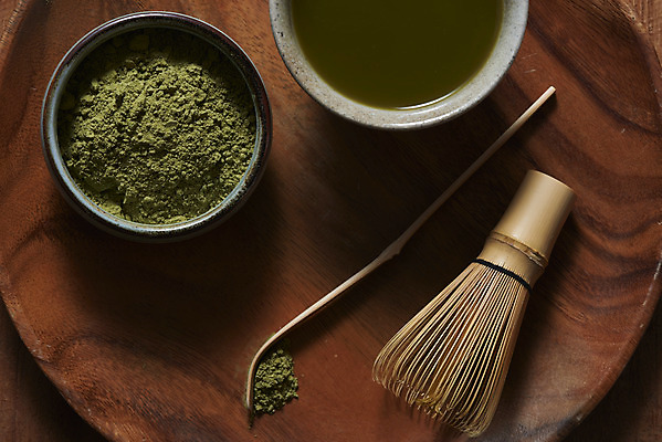 포토 JPG 스튜디오촬영 티타임 실내 누끼 사람없음 하이앵글 녹차 오브젝트 나무접시 녹차가루 말차 플랫레이 차선_다기 차시 나무배경 국내포토 접시 뷰포인트 백그라운드 휴식 내부 차_음료 플랫 다기 가루 파일형식