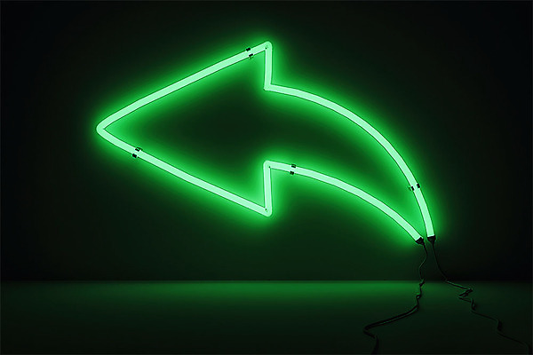 PSD 편집 편집이미지 화살표 말풍선 검은배경 프레임 사람없음 초록색 빛 반짝임 3D 디지털합성 네온 카피스페이스 네온아트 편집소스 이미지편집 편집3D 컬러 백그라운드 모션 검은색 공백 파일형식