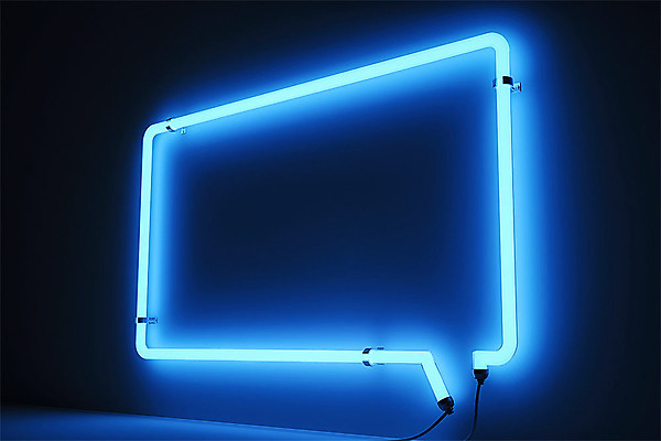 PSD 편집 편집이미지 말풍선 검은배경 프레임 사람없음 파란색 빛 반짝임 3D 사각형 디지털합성 네온 카피스페이스 네온아트 편집소스 이미지편집 편집3D 도형 컬러 백그라운드 모션 검은색 공백 파일형식