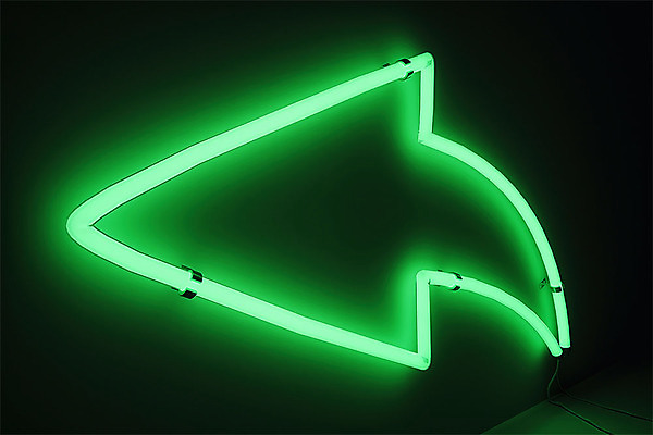 PSD 편집 편집이미지 화살표 말풍선 검은배경 프레임 사람없음 초록색 빛 반짝임 3D 디지털합성 네온 카피스페이스 네온아트 편집소스 이미지편집 편집3D 컬러 백그라운드 모션 검은색 공백 파일형식