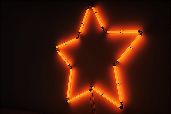 PSD 편집 편집이미지 별 말풍선 검은배경 날씨 프레임 사람없음 빛 반짝임 3D 주황색 디지털합성 네온 카피스페이스 네온아트 편집소스 이미지편집 편집3D 자연요소 컬러 백그라운드 모션 검은색 공백 파일형식