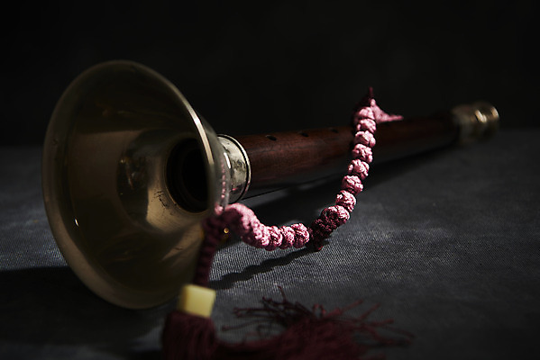 포토 JPG 스튜디오촬영 한국전통 검은배경 실내 국악기 국악 근접촬영 사람없음 오브젝트 태평소 국내포토 전통 악기 음악 뷰포인트 백그라운드 한국 관악기 내부 검은색 파일형식