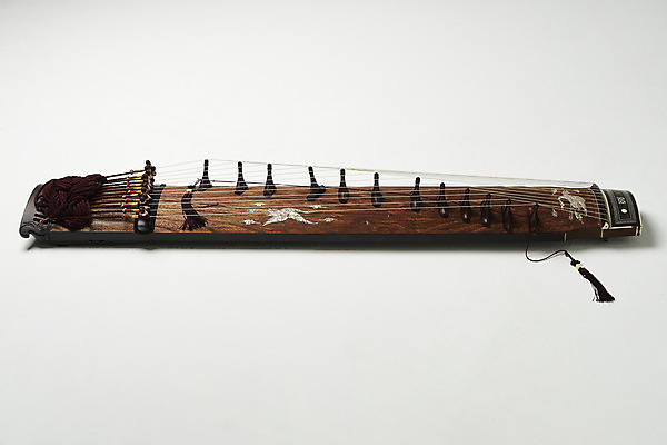 포토 JPG 스튜디오촬영 한국전통 실내 국악기 국악 누끼 사람없음 오브젝트 흰배경 가야금 국내포토 전통 악기 음악 백그라운드 현악기 한국 내부 흰색 파일형식