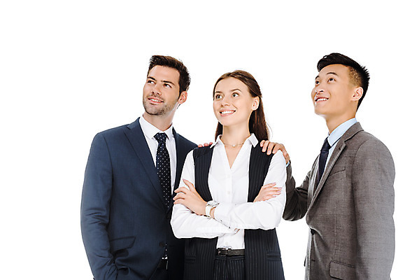 포토 JPG 스튜디오촬영 서양인 외국인 응시 여자 남자 여유 비즈니스 어깨동무 협력 실내 서기 미소 누끼 사람 동양인 정장 상반신 성인 옆모습 세명 비즈니스맨 비즈니스우먼 전문직 목표 스마트 흰배경 우크라이나 성인만 어깨에손 국내포토 직업 시선 옷 감정 유럽 뷰포인트 포즈 백그라운드 컨셉 모션 표정 인종 내부 흰색 직장인 파일형식